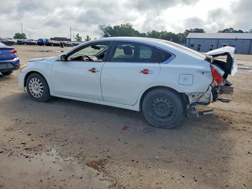 2015 Nissan Altima მანქანა იყიდება აუქციონზე, vin: 1N4AL3AP2FC250698, აუქციონის ნომერი: 58295986
