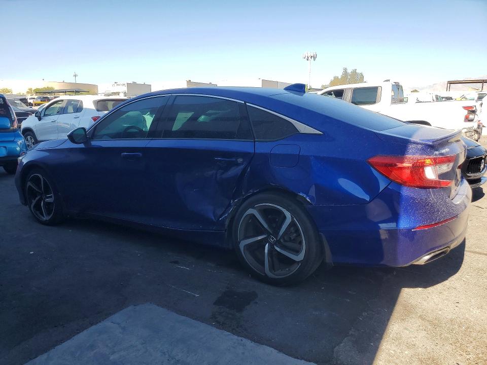 Продаж на аукціоні авто 2018 Honda Accord, vin: 1HGCV1F32JA105383, номер лоту: 56954156