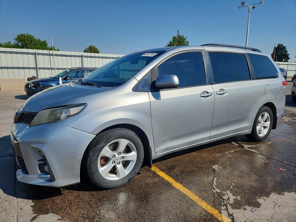 Продажа на аукционе авто 2013 Toyota Sienna, vin: 5TDKK3DC4DS370394, номер лота: 58967116