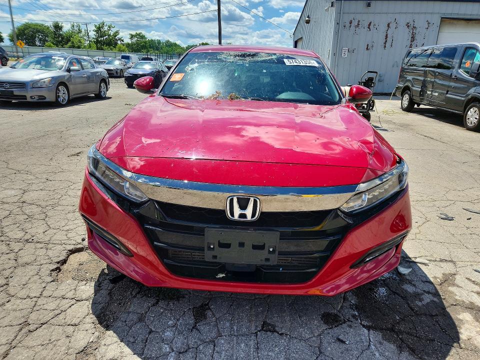 Продаж на аукціоні авто 2018 Honda Accord, vin: 1HGCV1F33JA109247, номер лоту: 57431356
