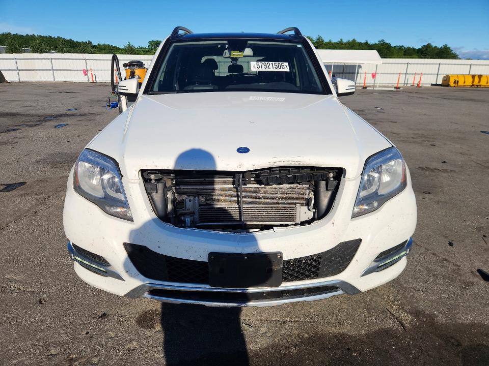 Продажа на аукционе авто 2015 Mercedes-benz Glk, vin: WDCGG0EB9FG373102, номер лота: 57921506