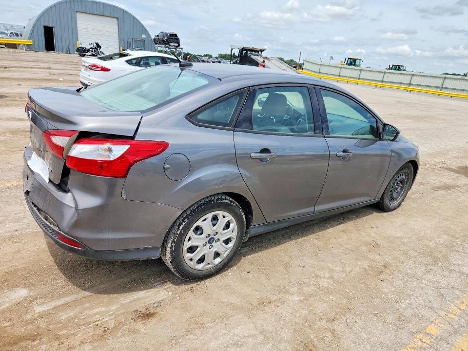56498506 :رقم المزاد ، 1FAHP3F23CL313254 vin ، 2012 Ford Focus مزاد بيع