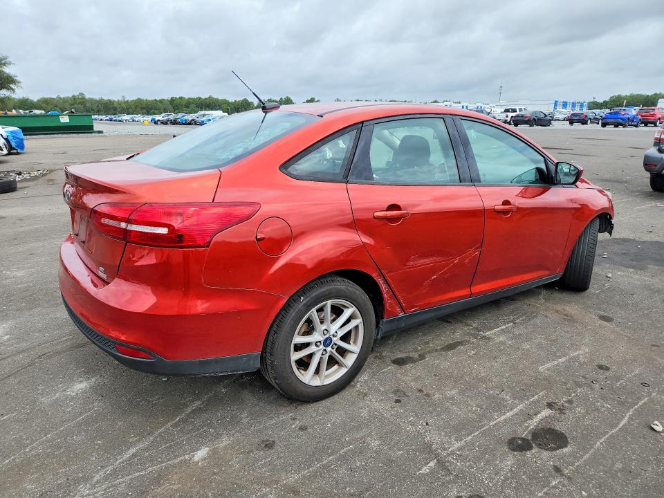 57725036 :رقم المزاد ، 1FADP3FEXJL281800 vin ، 2018 Ford Focus مزاد بيع