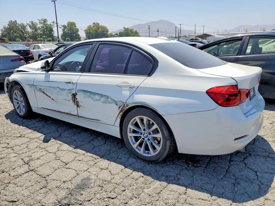 2016 Bmw 320 მანქანა იყიდება აუქციონზე, vin: WBA8E1G54GNU12203, აუქციონის ნომერი: 58800306