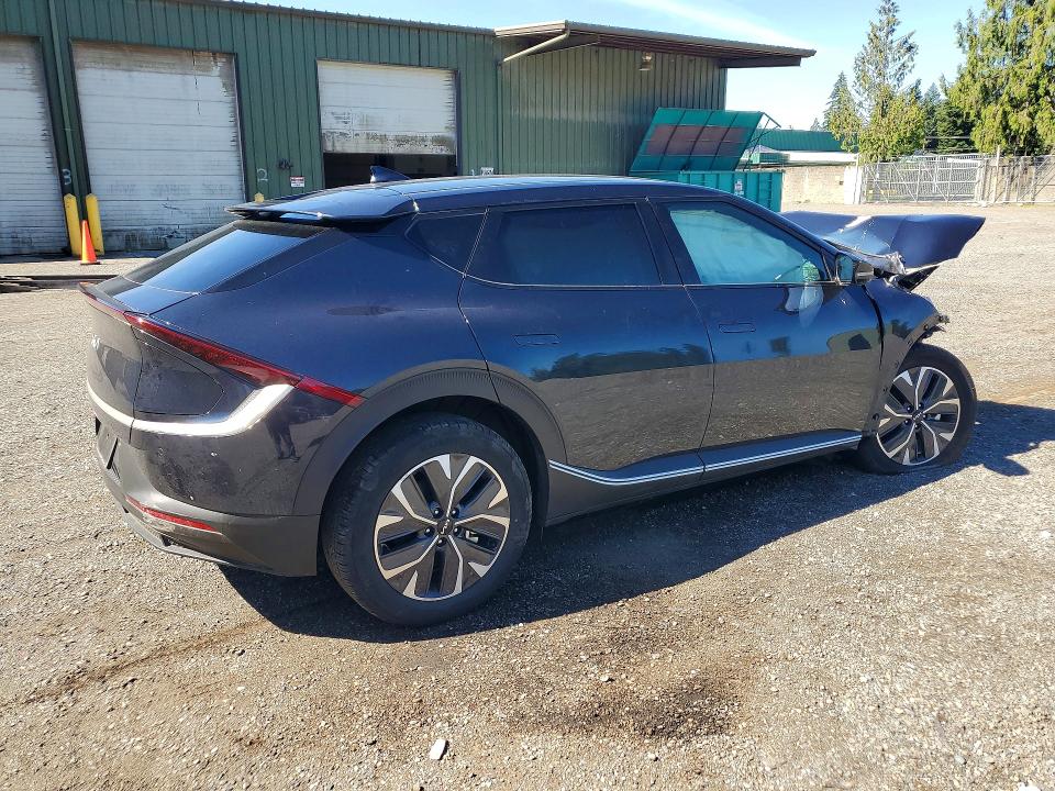2024 Kia Ev6 მანქანა იყიდება აუქციონზე, vin: KNDC34LAXR5204143, აუქციონის ნომერი: 56343566