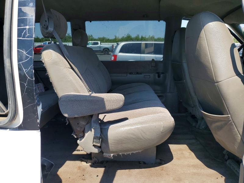 2000 Chevrolet Astro მანქანა იყიდება აუქციონზე, vin: 1GNDM19W9YB123385, აუქციონის ნომერი: 57440356