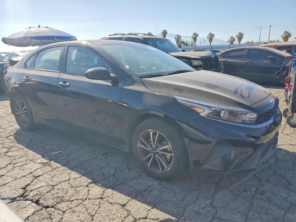 57247356 :رقم المزاد ، 3KPF24AD0PE508502 vin ، 2023 Kia Forte مزاد بيع