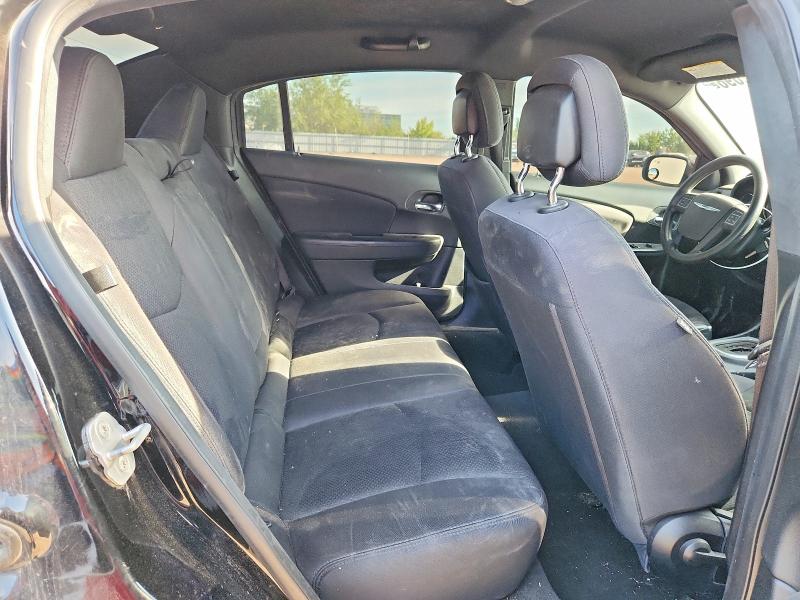58572096 :رقم المزاد ، 1C3CCBAB3DN532744 vin ، 2013 Chrysler 200 مزاد بيع