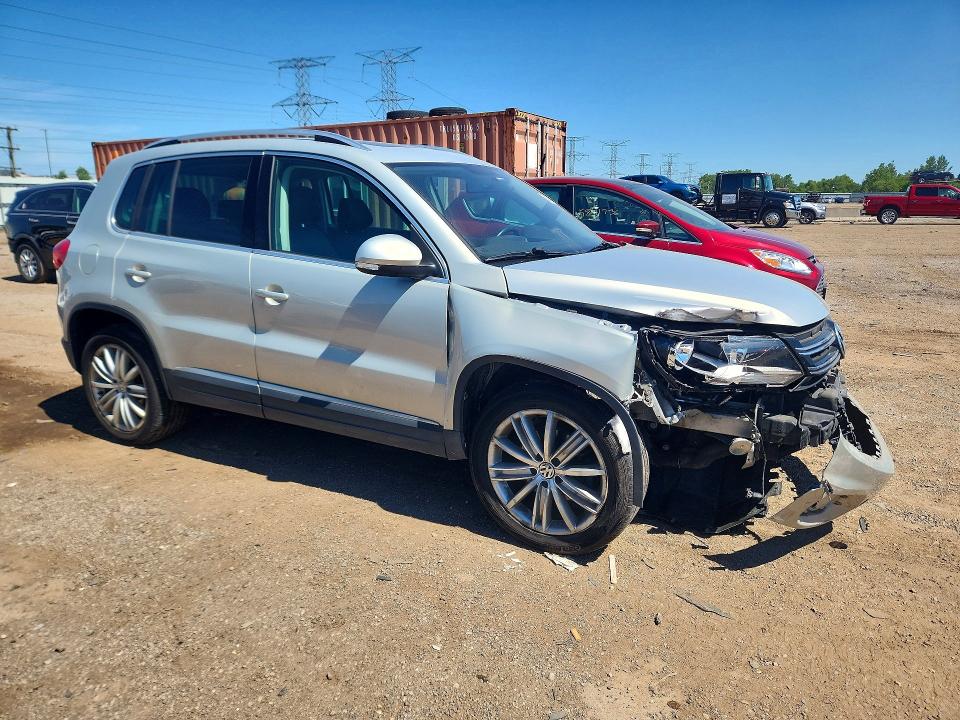 58394876 :رقم المزاد ، WVGBV3AX5EW619135 vin ، 2014 Volkswagen Tiguan مزاد بيع