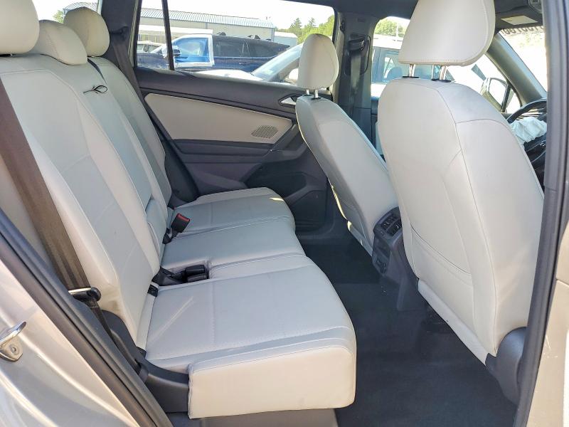 56155706 :رقم المزاد ، 3VV2B7AXXLM153673 vin ، 2020 Volkswagen Tiguan مزاد بيع
