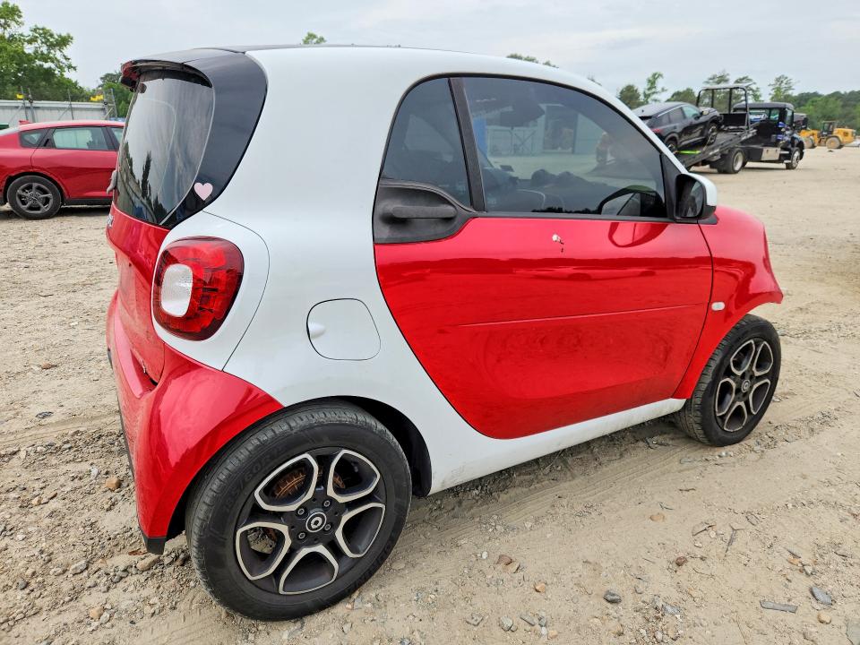 Aukcja sprzedaży 2017 Smart Fortwo, vin: WMEFJ5DA2HK205604, numer aukcji: 56527526