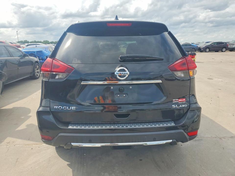 55651596 :رقم المزاد ، 5N1AT2MV3LC708612 vin ، 2020 Nissan Rogue مزاد بيع