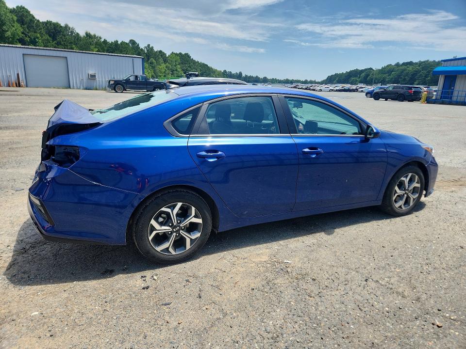 2021 Kia Forte მანქანა იყიდება აუქციონზე, vin: 3KPF24AD7ME414273, აუქციონის ნომერი: 58031886