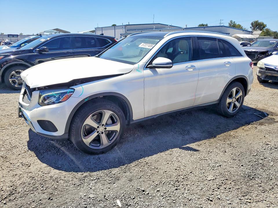 57227406 :رقم المزاد ، WDC0G4JB8HF193374 vin ، 2017 Mercedes-benz Glc مزاد بيع