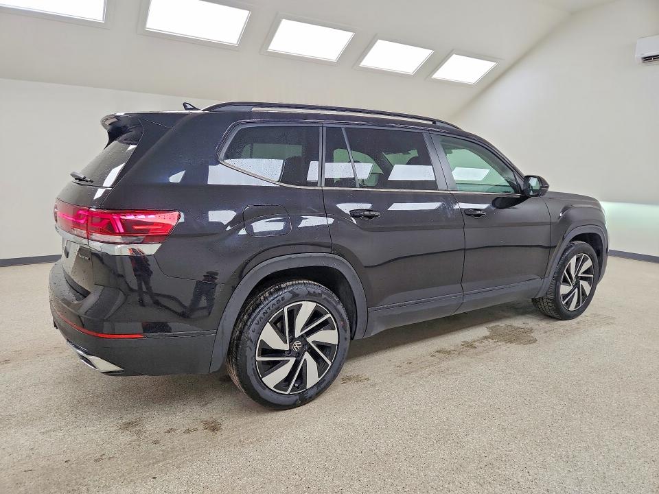 Продажа на аукционе авто 2024 Volkswagen Atlas, vin: 1V2HR2CA7RC578065, номер лота: 57156856