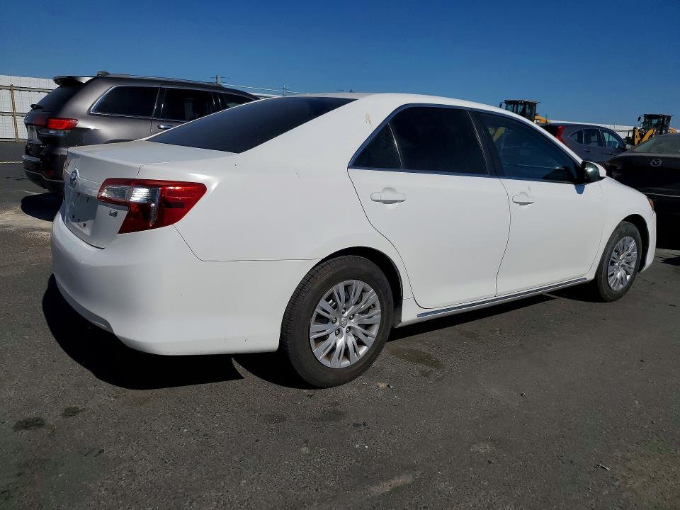 2012 Toyota Camry მანქანა იყიდება აუქციონზე, vin: 4T1BF1FK9CU576037, აუქციონის ნომერი: 57155426