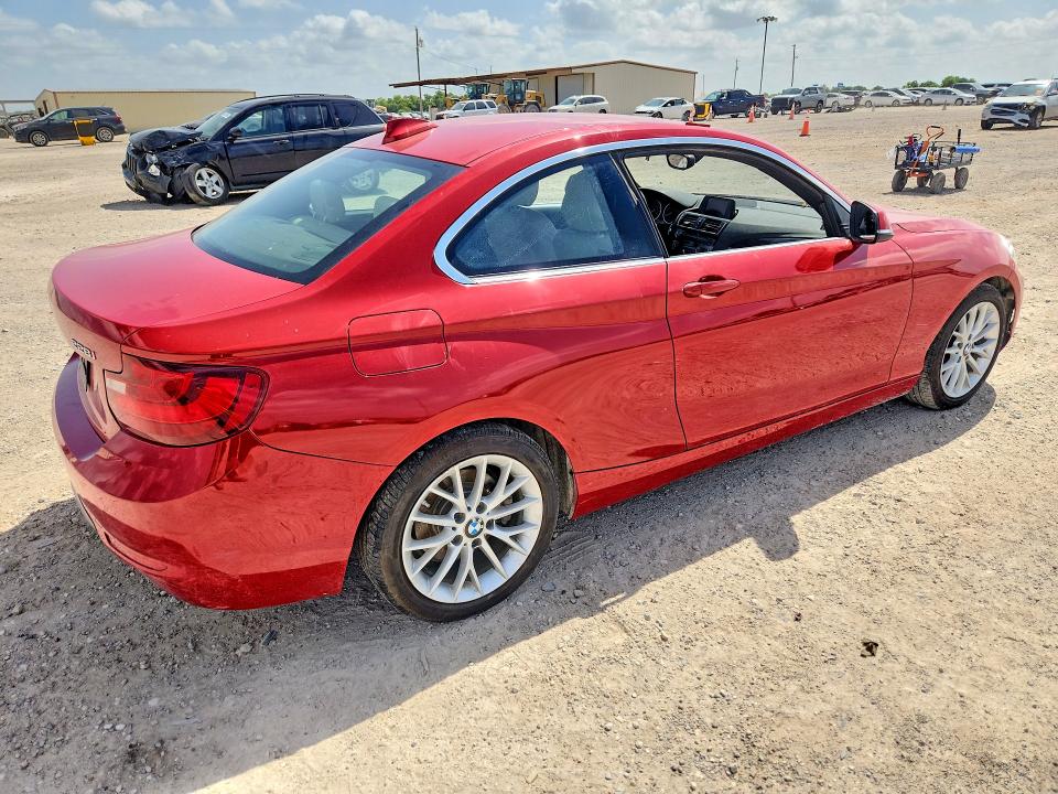 85449195 :رقم المزاد ، WBA1F9C5XGV545308 vin ، 2016 Bmw 228 مزاد بيع