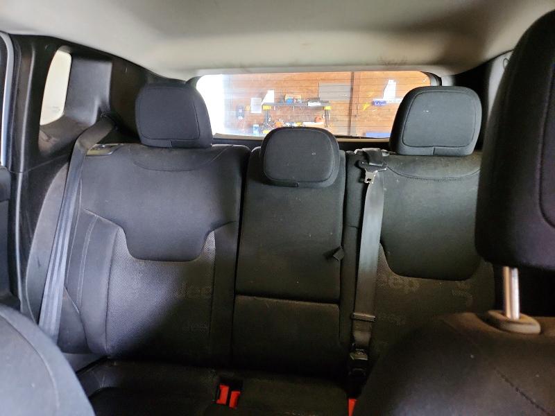 2015 Jeep Renegade მანქანა იყიდება აუქციონზე, vin: ZACCJBBT6FPC43005, აუქციონის ნომერი: 55824406