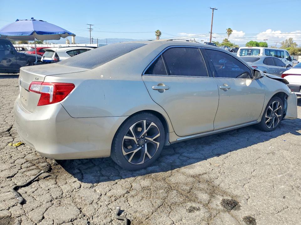 57755516 :رقم المزاد ، 4T4BF1FK1ER425427 vin ، 2014 Toyota Camry مزاد بيع