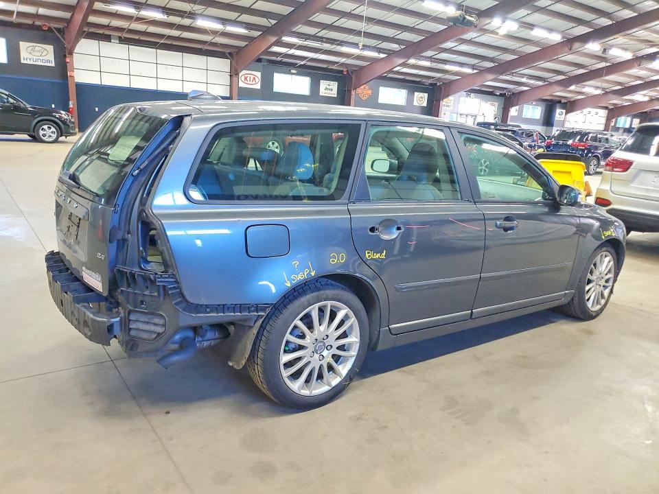 57215536 :رقم المزاد ، YV1382MW8A2532693 vin ، 2010 Volvo V50 مزاد بيع
