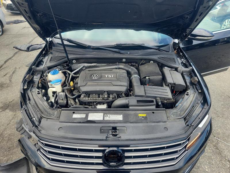 58270956 :رقم المزاد ، 1VWAT7A32GC045850 vin ، 2016 Volkswagen Passat مزاد بيع