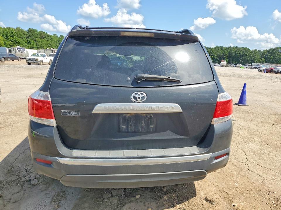 2013 Toyota Highlander მანქანა იყიდება აუქციონზე, vin: 5TDYK3EH9DS104101, აუქციონის ნომერი: 58910926