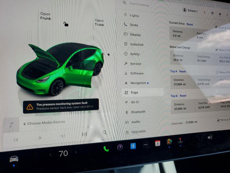 56655606 :رقم المزاد ، 7SAYGDEE4PA158198 vin ، 2023 Tesla Model Y مزاد بيع
