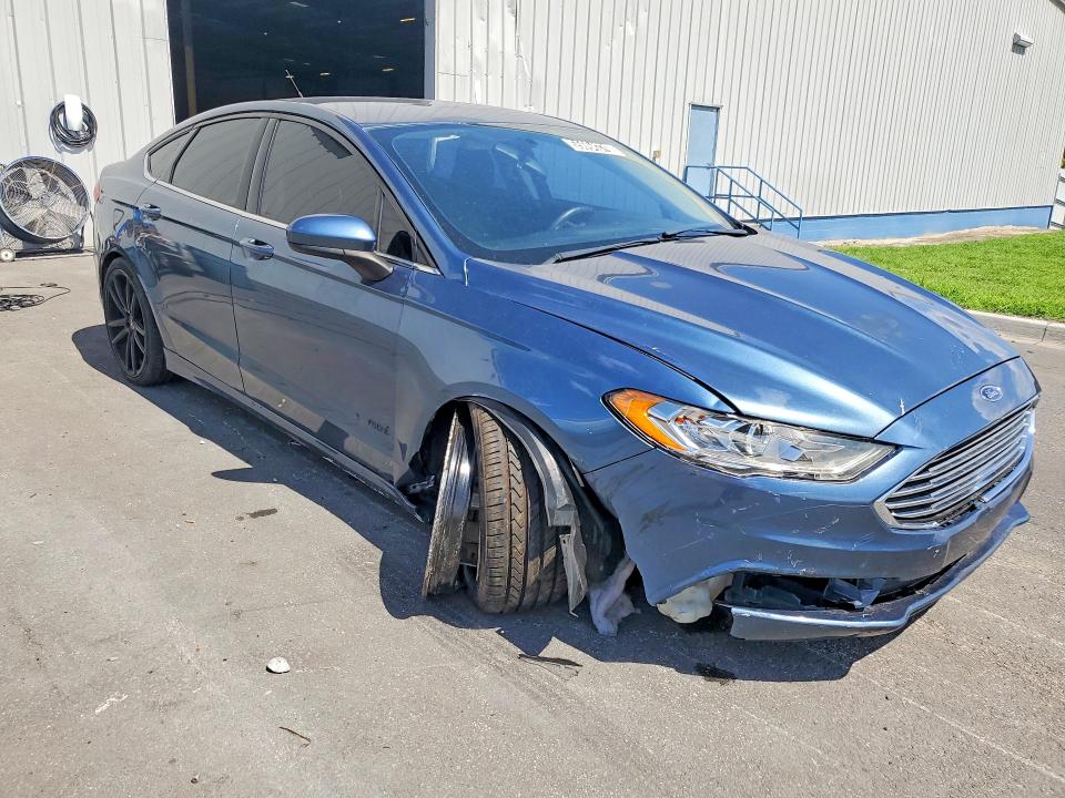 Продажа на аукционе авто 2018 Ford Fusion, vin: 3FA6P0LU2JR241893, номер лота: 55694376