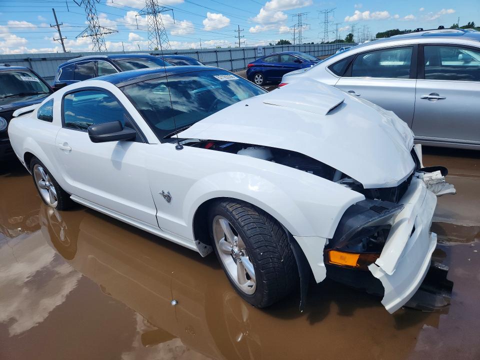 57193336 :رقم المزاد ، 1ZVHT82H895110562 vin ، 2009 Ford Mustang مزاد بيع