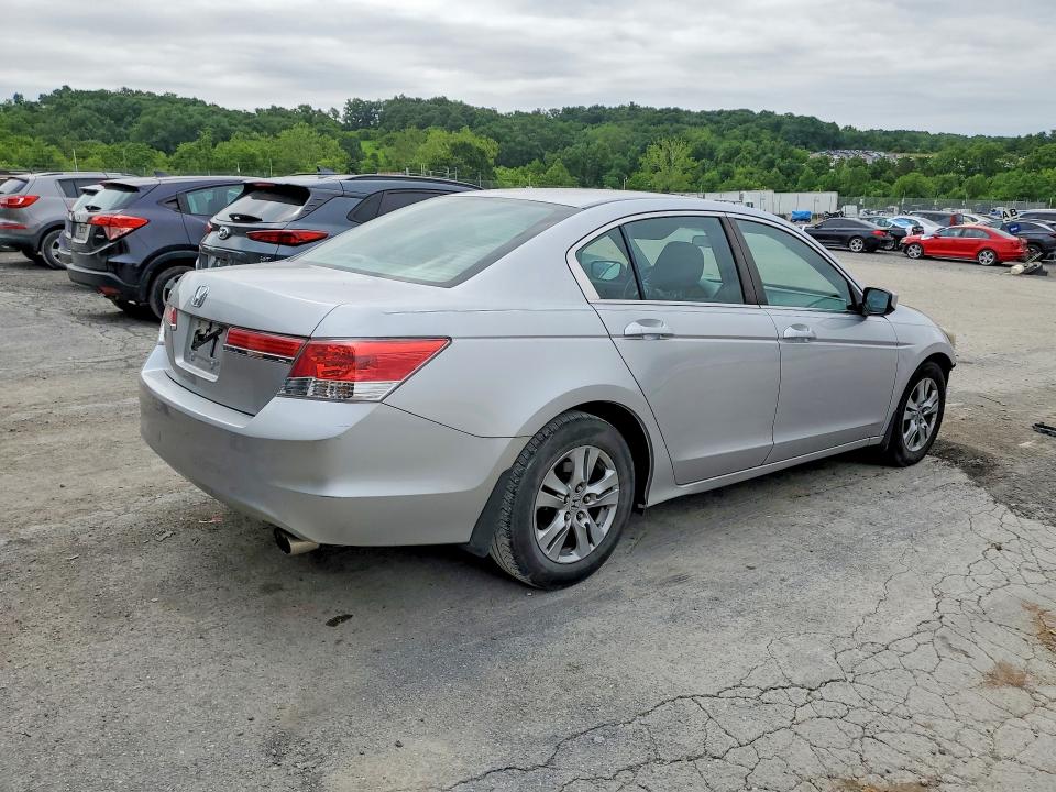 2011 Honda Accord მანქანა იყიდება აუქციონზე, vin: 1HGCP2F49BA059268, აუქციონის ნომერი: 55464696