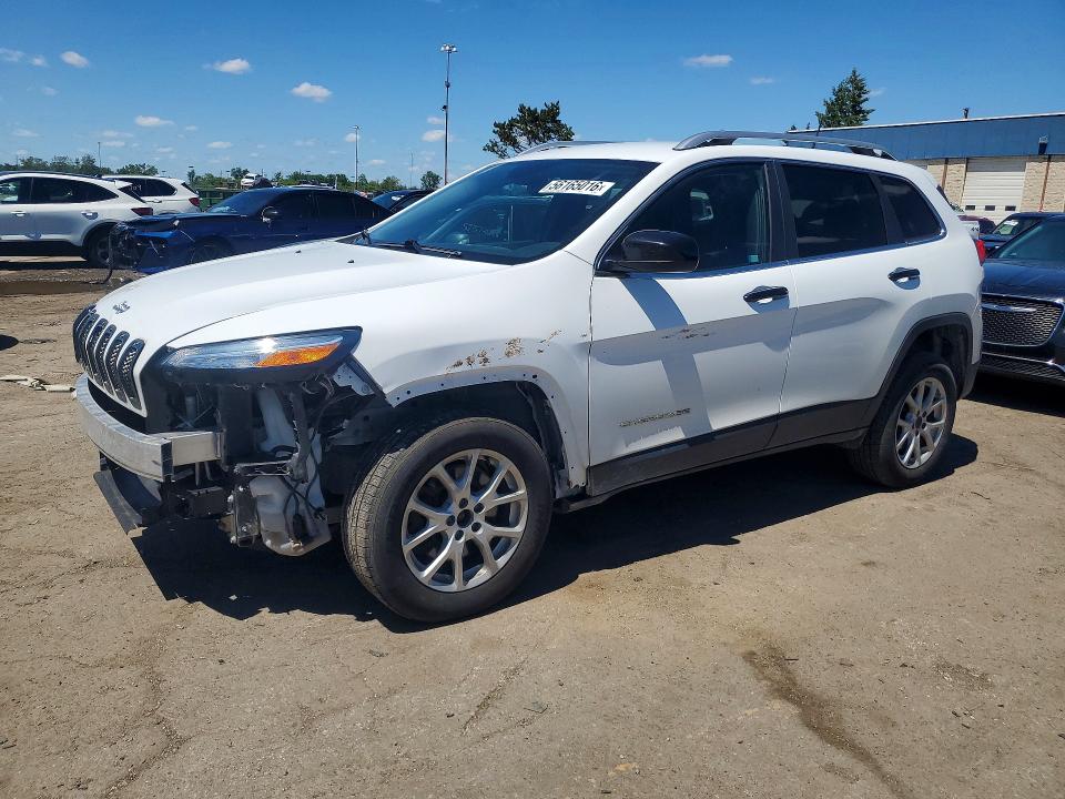 56165016 :رقم المزاد ، 1C4PJMCB7HW602662 vin ، 2017 Jeep Cherokee مزاد بيع
