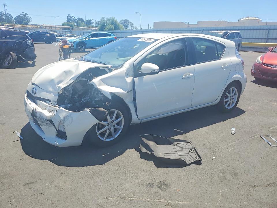 Продажа на аукционе авто 2012 Toyota Prius C, vin: JTDKDTB33C1510296, номер лота: 56514026