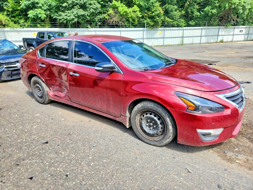 2014 Nissan Altima მანქანა იყიდება აუქციონზე, vin: 1N4AL3AP4EN248972, აუქციონის ნომერი: 57215146