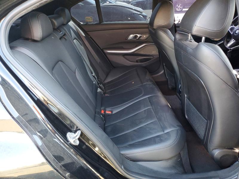 56525916 :رقم المزاد ، 3MW5U7J02N8C22972 vin ، 2022 Bmw M340i مزاد بيع