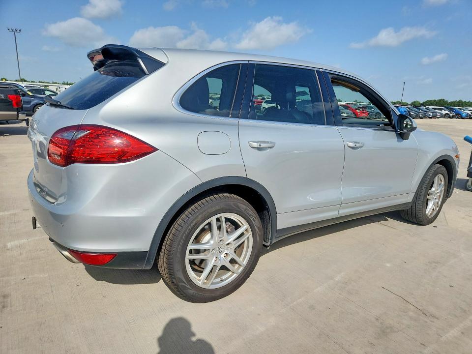 Продаж на аукціоні авто 2012 Porsche Cayenne, vin: WP1AA2A21CLA01088, номер лоту: 58900706
