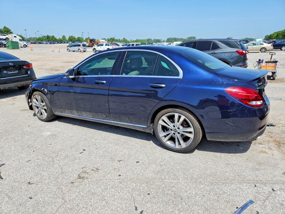58402206 :رقم المزاد ، 55SWF4KB0HU225478 vin ، 2017 Mercedes-benz C مزاد بيع