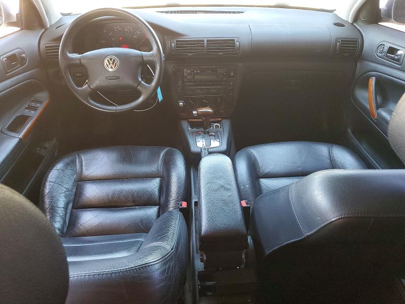 2000 Volkswagen Passat მანქანა იყიდება აუქციონზე, vin: WVWTH23B0YE378395, აუქციონის ნომერი: 57348386