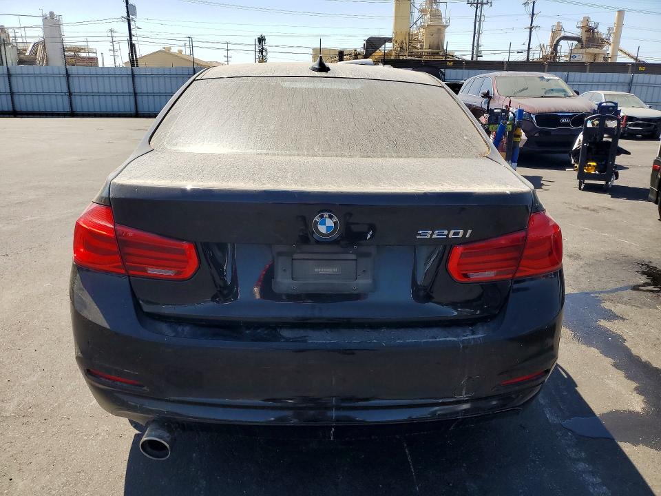 Aukcja sprzedaży 2016 Bmw 320, vin: WBA8A9C5XGK617039, numer aukcji: 57025536