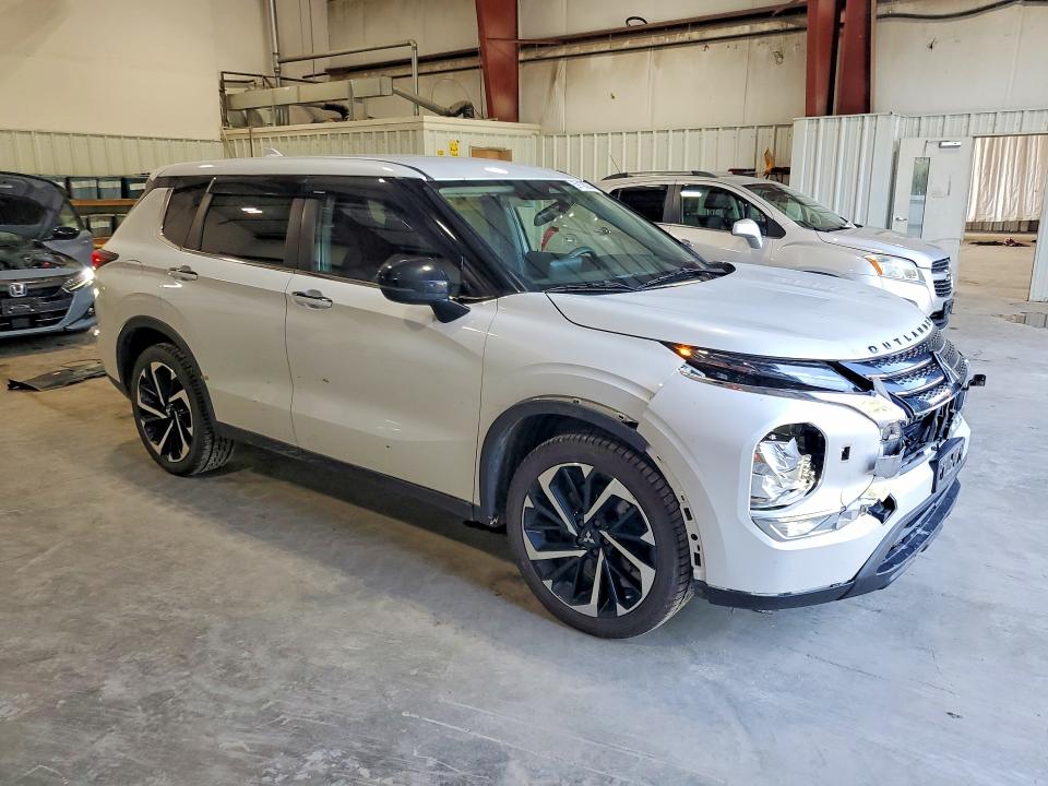59158256 :رقم المزاد ، JA4J4TA81NZ054015 vin ، 2022 Mitsubishi Outlander مزاد بيع