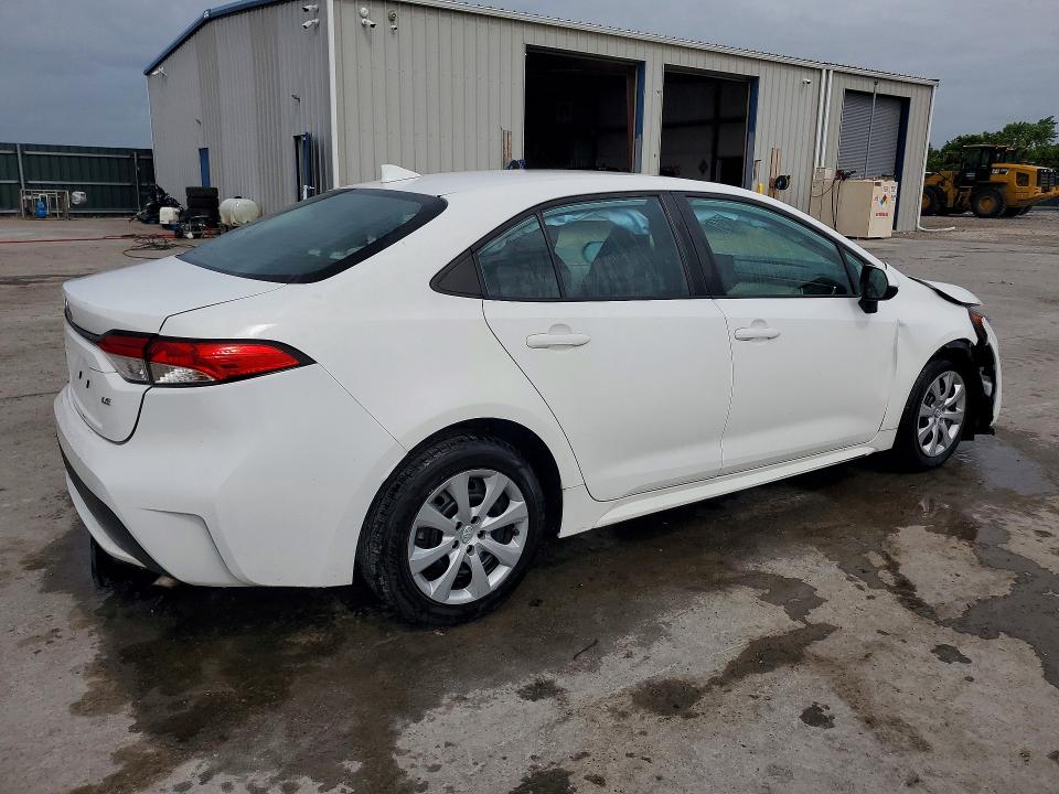 57244096 :رقم المزاد ، 5YFEPMAE1NP330133 vin ، 2022 Toyota Corolla مزاد بيع