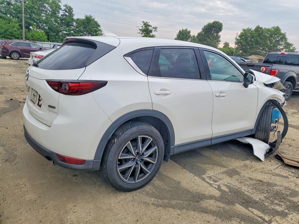 Продажа на аукционе авто 2017 Mazda Cx-5, vin: JM3KFADL9H0206115, номер лота: 58969106
