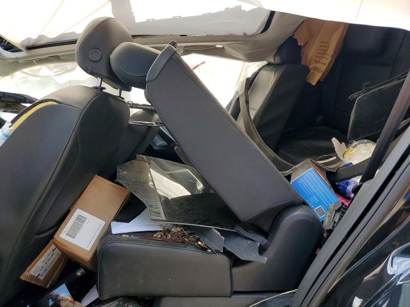 57180446 :رقم المزاد ، 3VV2B7AX5JM103129 vin ، 2018 Volkswagen Tiguan مزاد بيع