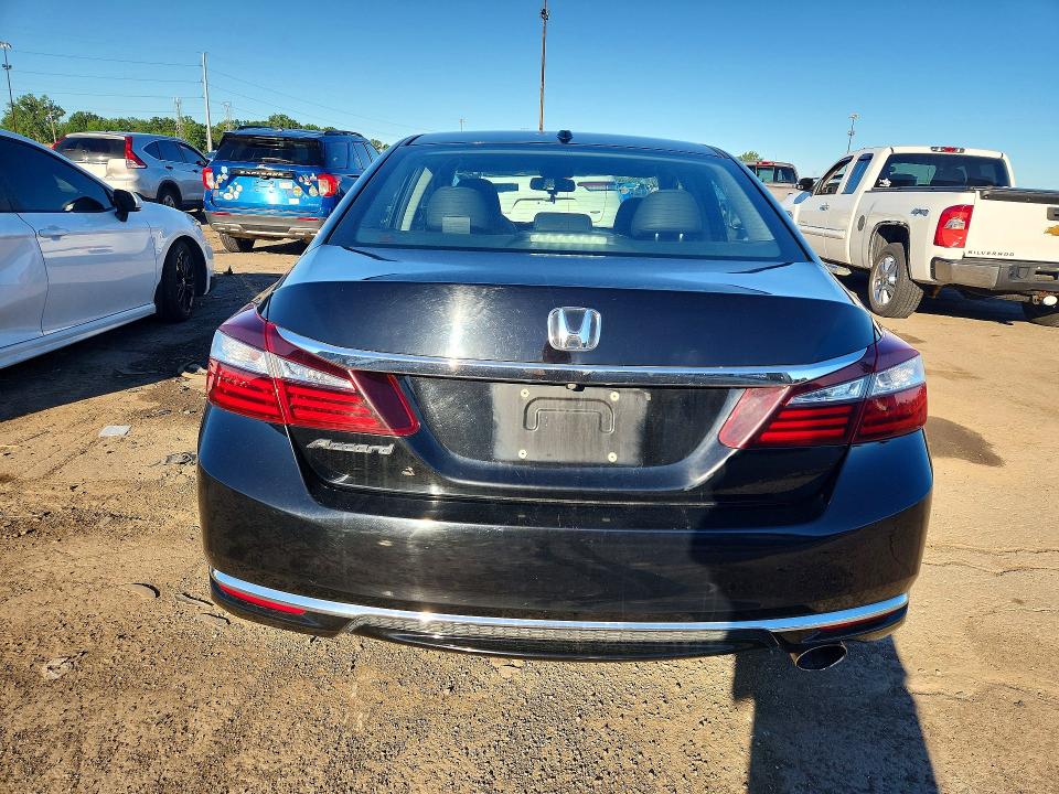 Продаж на аукціоні авто 2016 Honda Accord, vin: 1HGCR2F8XGA236897, номер лоту: 57378406