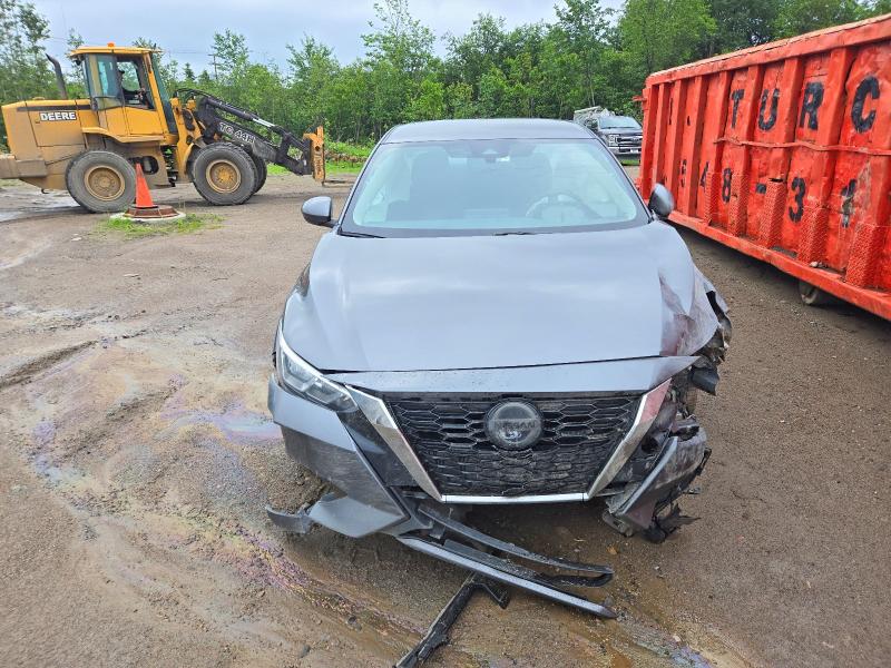 55868126 :رقم المزاد ، 3N1AB8BV5NY300400 vin ، 2022 Nissan Sentra مزاد بيع
