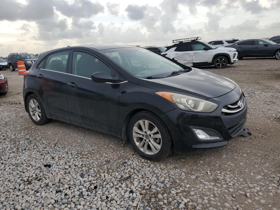 2013 Hyundai Elantra Gt მანქანა იყიდება აუქციონზე, vin: KMHD35LE8DU040012, აუქციონის ნომერი: 57069366