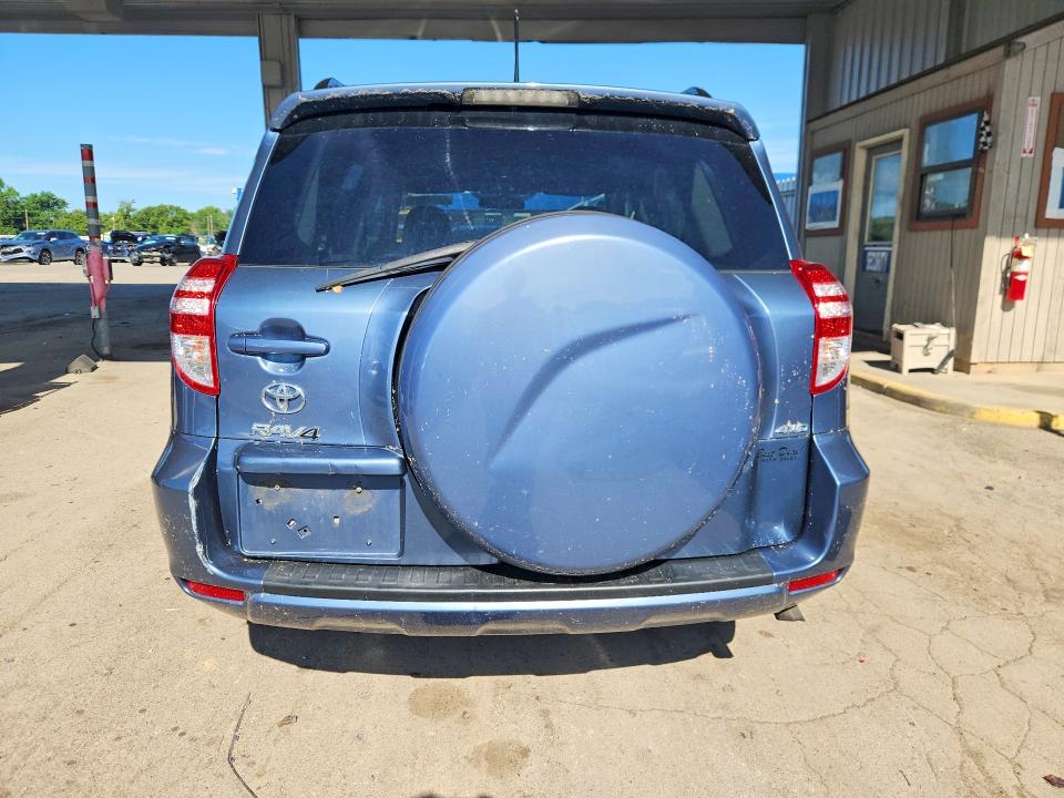2011 Toyota Rav4 მანქანა იყიდება აუქციონზე, vin: 2T3BF4DV1BW117010, აუქციონის ნომერი: 56870046