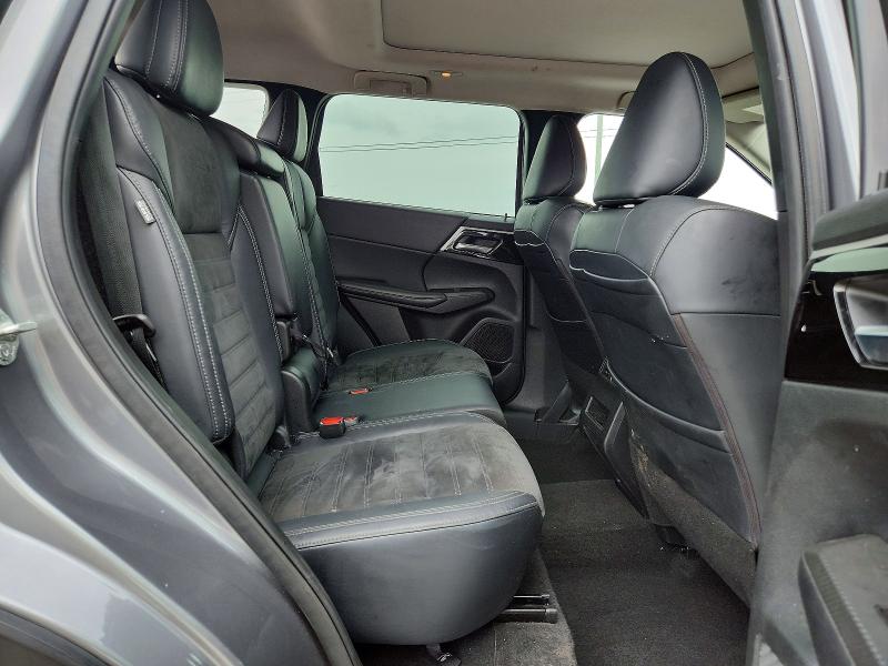 Продажа на аукционе авто 2022 Mitsubishi Outlander, vin: JA4J3UA80NZ010984, номер лота: 57445906