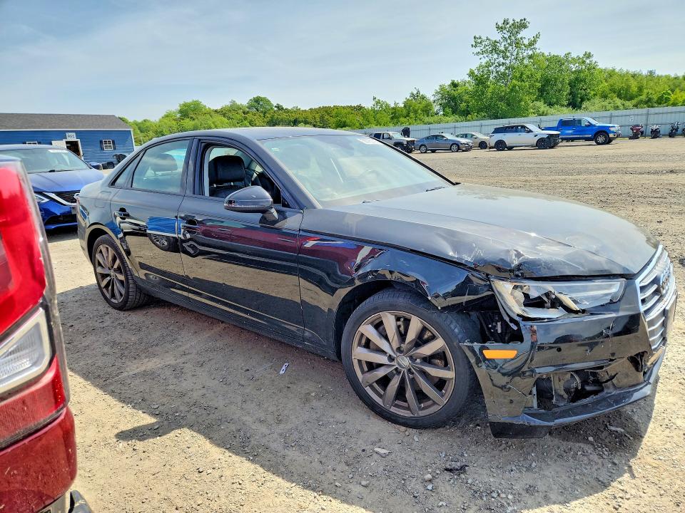 56785726 :رقم المزاد ، WAUANAF47HN018710 vin ، 2017 Audi A4 مزاد بيع