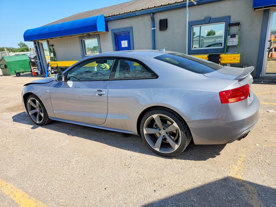 Продаж на аукціоні авто 2015 Audi A5, vin: WAUMFAFRXFA027976, номер лоту: 55697246