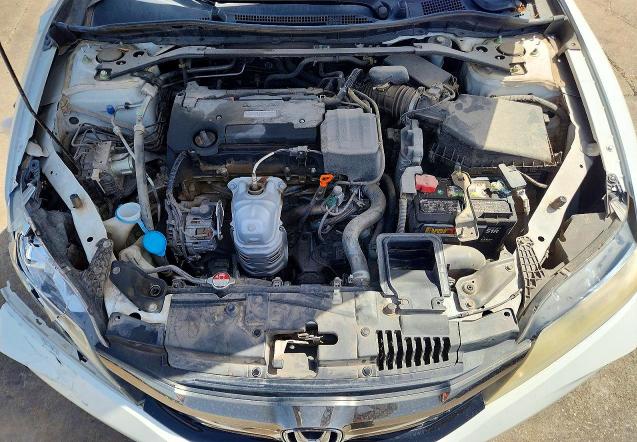 85450005 :رقم المزاد ، 1HGCT1B31GA007577 vin ، 2016 Honda Accord مزاد بيع